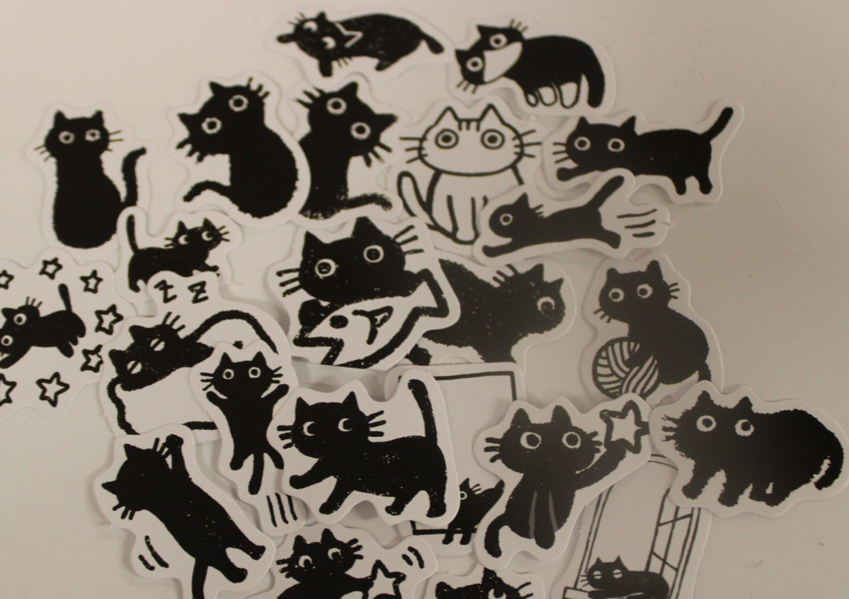 45 Cute Black & White Cartoon Cat Stickers
