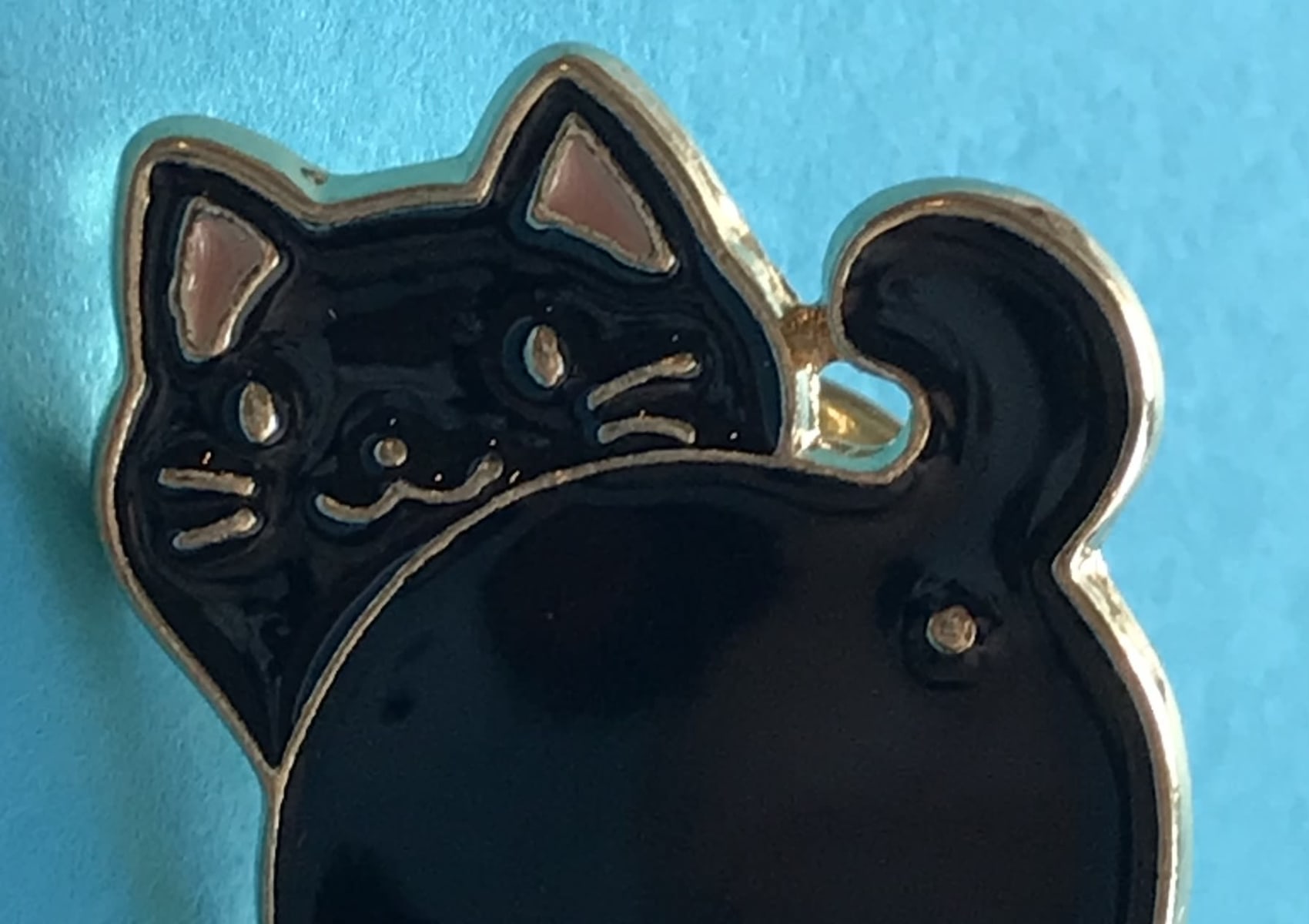 Black cat butt pin badge for sale at Yorkshire Cat Rescue